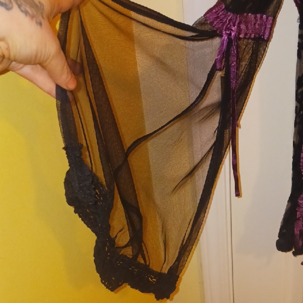 Black and Purple Sheer Lace Top - Picture 3 of 7